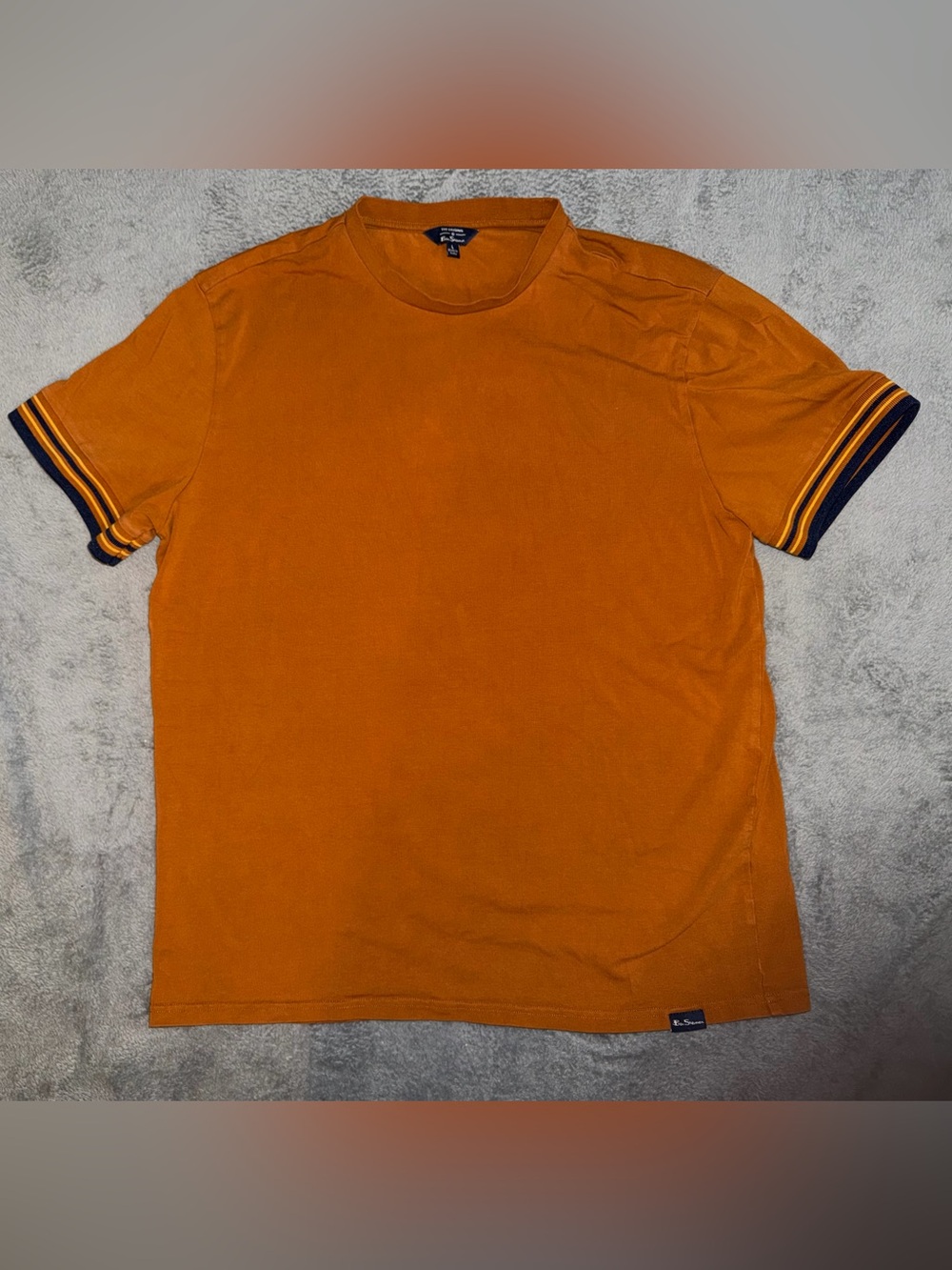 Ben Sherman Mens Orange T-Shirt With Stripes on Sleeve Size Large